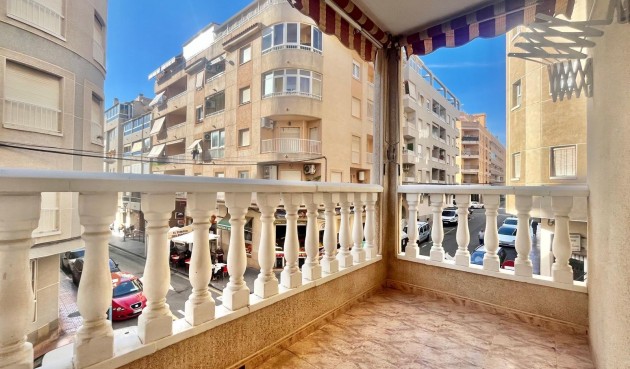 Apartment - Återförsäljning - Torrevieja - Habaneras