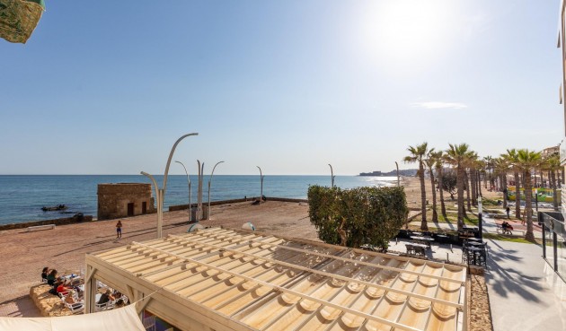 Apartment - Återförsäljning - Torrevieja - La Mata Pueblo