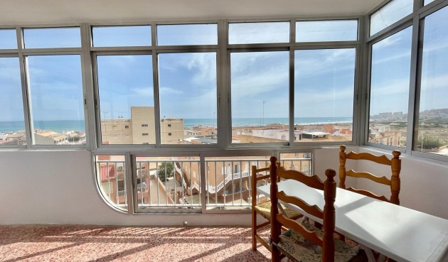 Apartment - Återförsäljning - Torrevieja - La Mata
