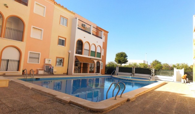 Apartment - Återförsäljning - Torrevieja - La Veleta