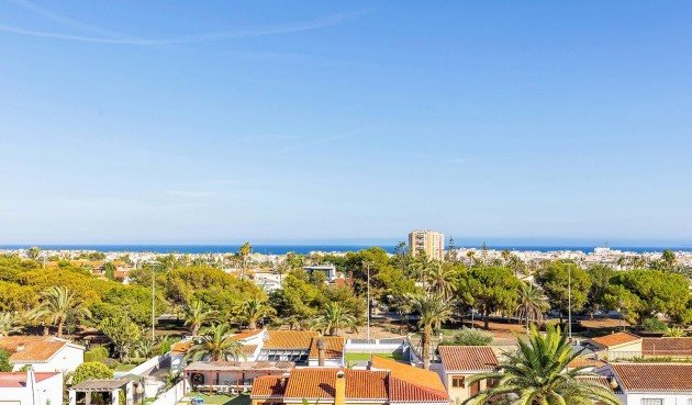 Apartment - Återförsäljning - Torrevieja - Nueva Torrevieja