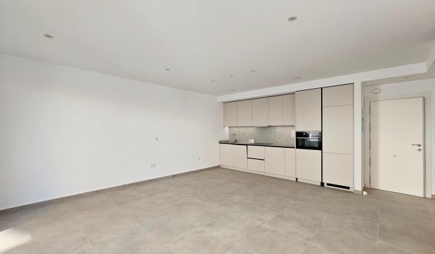 Apartment - Återförsäljning - Torrevieja - Paseo Maritimo