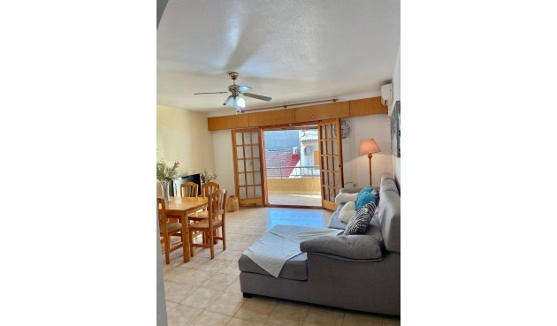 Apartment - Återförsäljning - Torrevieja - Playa de los Locos