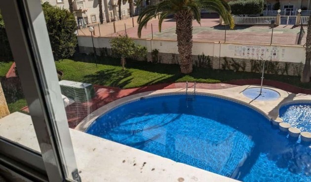 Apartment - Återförsäljning - Torrevieja - Playa del Cura