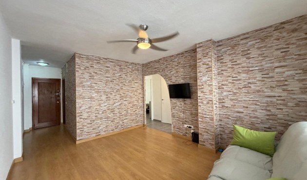 Apartment - Återförsäljning - Torrevieja - Playa del Cura