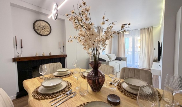 Apartment - Återförsäljning - Torrevieja - Punta Prima