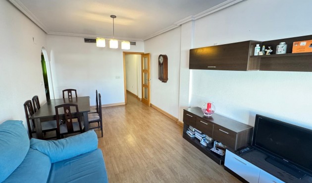 Apartment - Återförsäljning - Torrevieja - Torrevieja