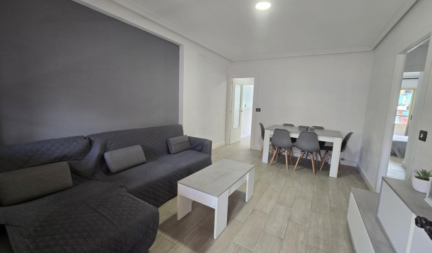 Apartment - Återförsäljning - Torrevieja - Torrevieja