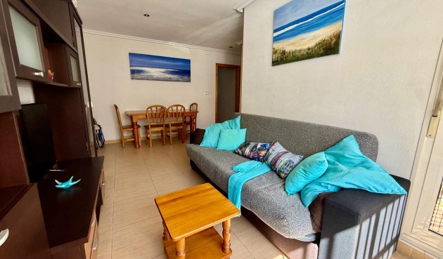Apartment - Återförsäljning - Torrevieja - Torrevieja