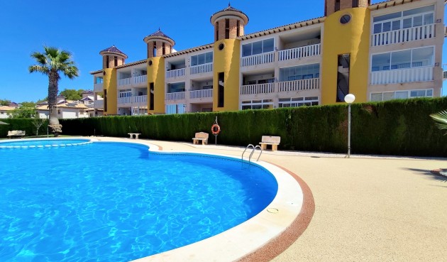 Apartment - Återförsäljning - Villamartin - Costa Blanca