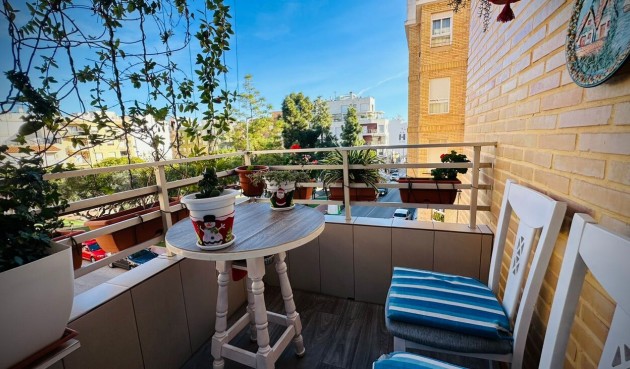 Apartment - Brukt - Alicante - Las Viñas