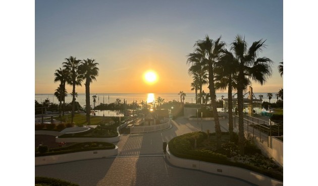 Apartment - Brukt - Punta Prima - Costa Blanca