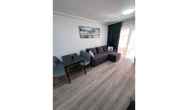 Apartment - Brukt - Torrevieja - Centro - Muelle Pesquero