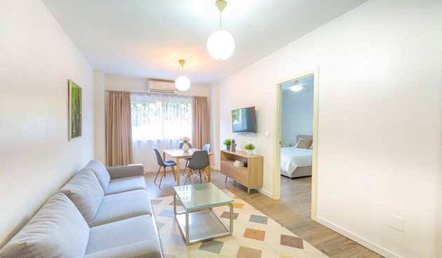 Apartment - Brukt - Torrevieja - Estacion De Autobuses