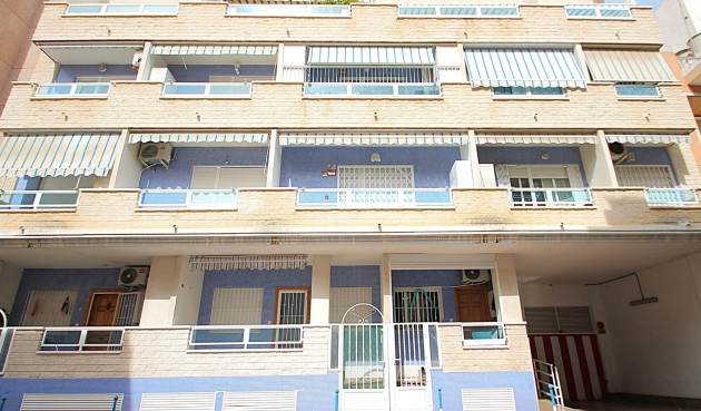Apartment - Brukt - Torrevieja - Las Piscinas Naturales