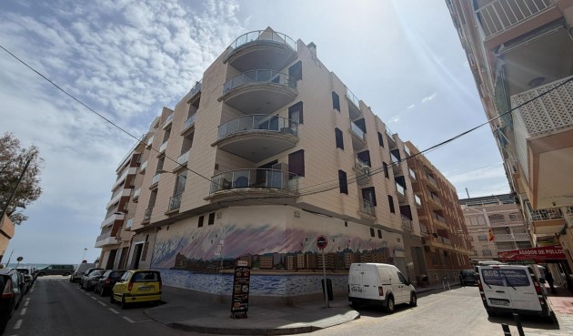 Apartment - Brukt - Torrevieja - Playa de los Locos