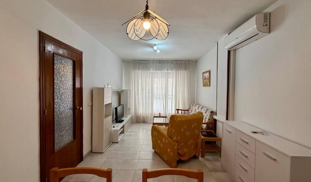 Apartment - Brukt - Torrevieja - Playa del Cura