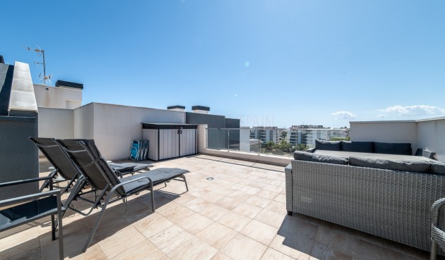 Apartment Penthouse - Brukt - Orihuela Costa - Villamartín