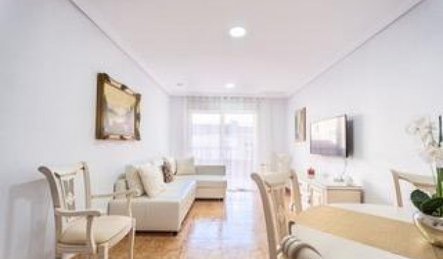 Apartment - Resale - Torrevieja - BO-59075