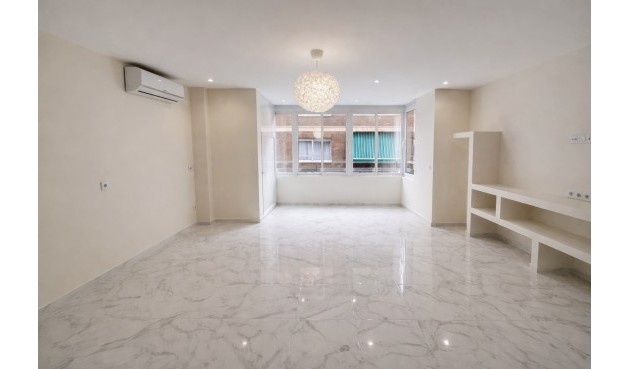 Apartment - Resale - Torrevieja - BO-61653