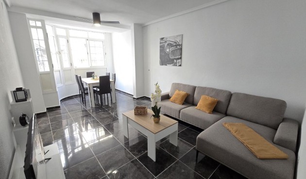 Apartment - Resale - Torrevieja - BO-93170