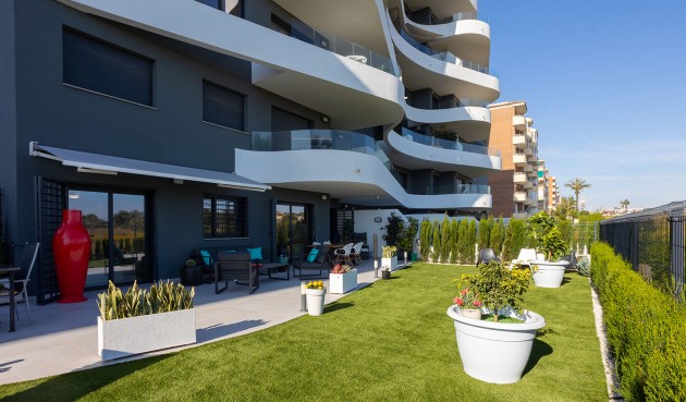 Apartment - Resale - Torrevieja - BO-96834