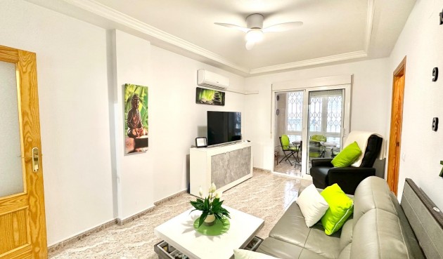 Apartment - Resale - Torrevieja - Centro