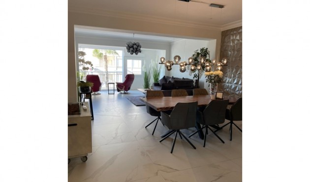 Apartment - Resale - Torrevieja - Costa Blanca