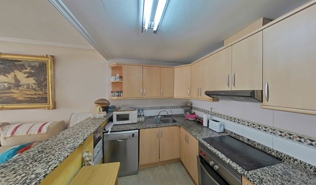 Apartment - Resale - Torrevieja - Estacion De Autobuses