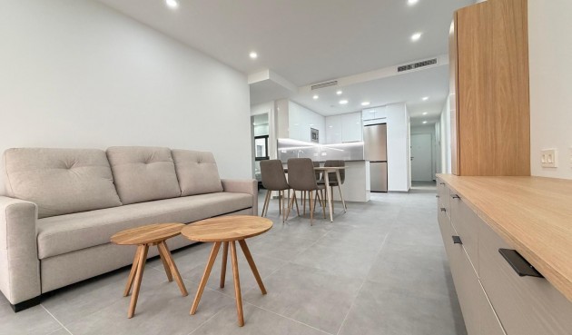 Apartment - Resale - Torrevieja - Estacion De Autobuses