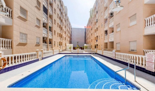 Apartment - Resale - Torrevieja - Estacion De Autobuses