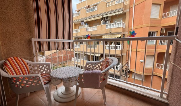 Apartment - Resale - Torrevieja - Playa de los Locos