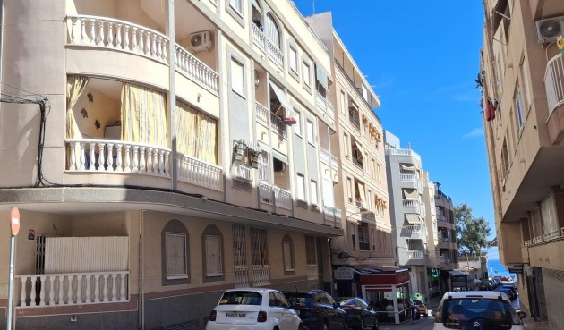 Apartment - Resale - Torrevieja - Playa de los Locos