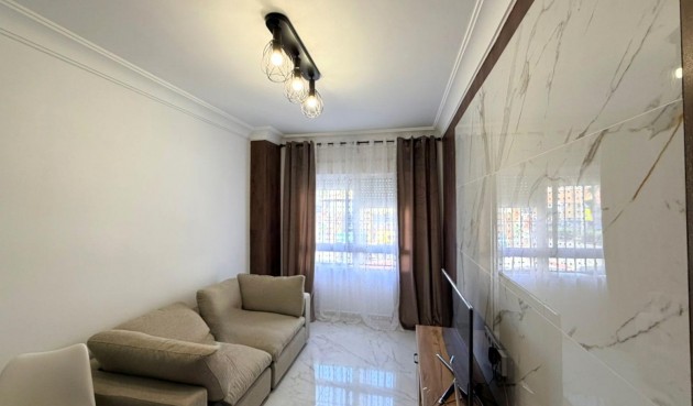 Apartment - Resale - Torrevieja - Torrevieja