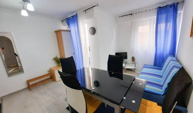 Apartment - Reventa - Torrevieja - Centro