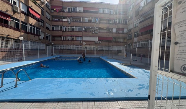 Apartment - Reventa - Torrevieja - Centro