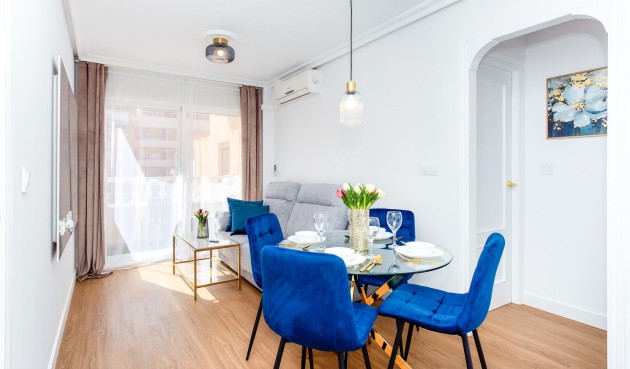 Apartment - Reventa - Torrevieja - Centro