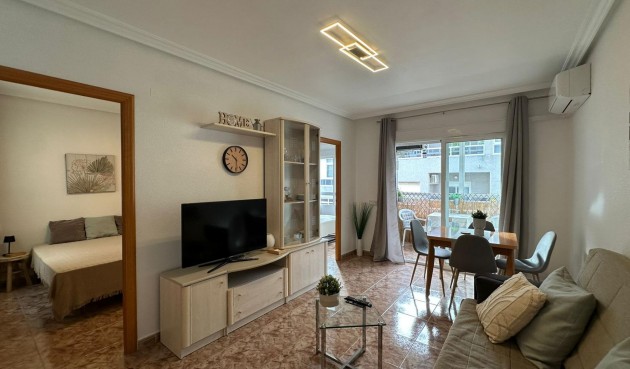 Apartment - Reventa - Torrevieja - Estacion De Autobuses