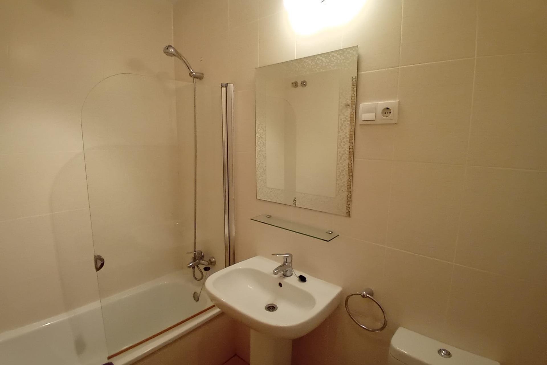 Återförsäljning - Apartment -
Alhama De Murcia - Condado De Alhama