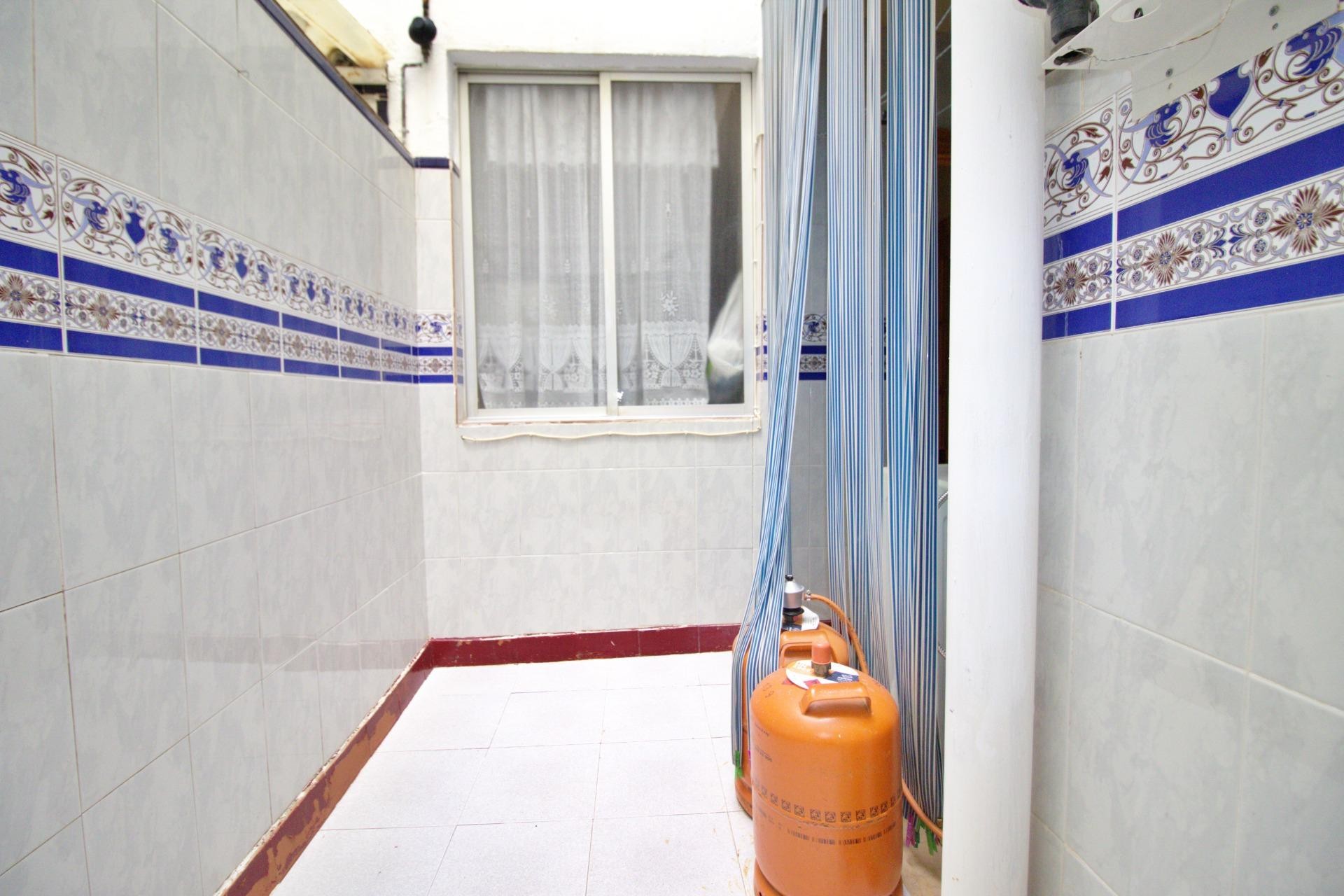 Återförsäljning - Apartment -
Alicante - Benalua