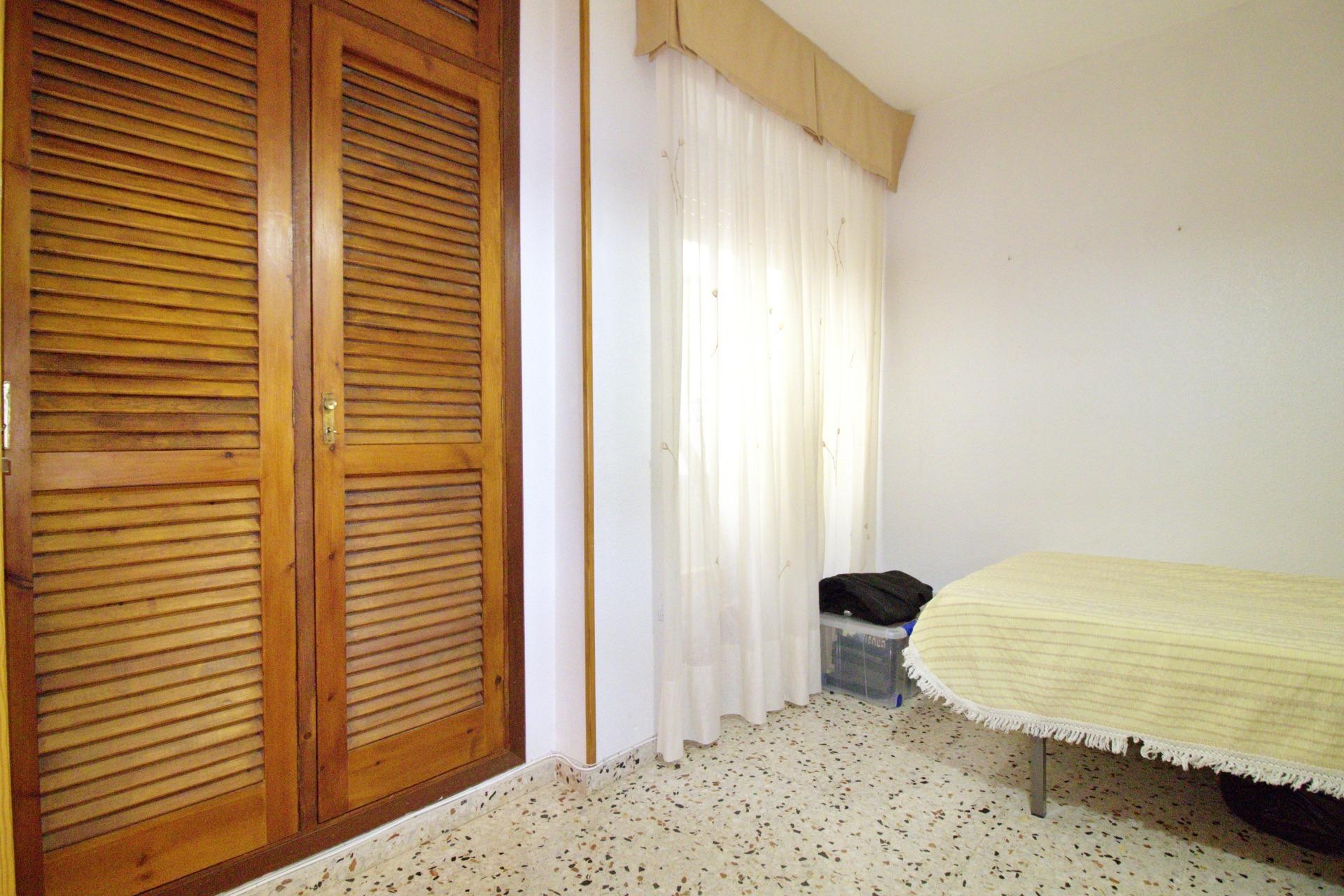 Återförsäljning - Apartment -
Alicante - Benalua