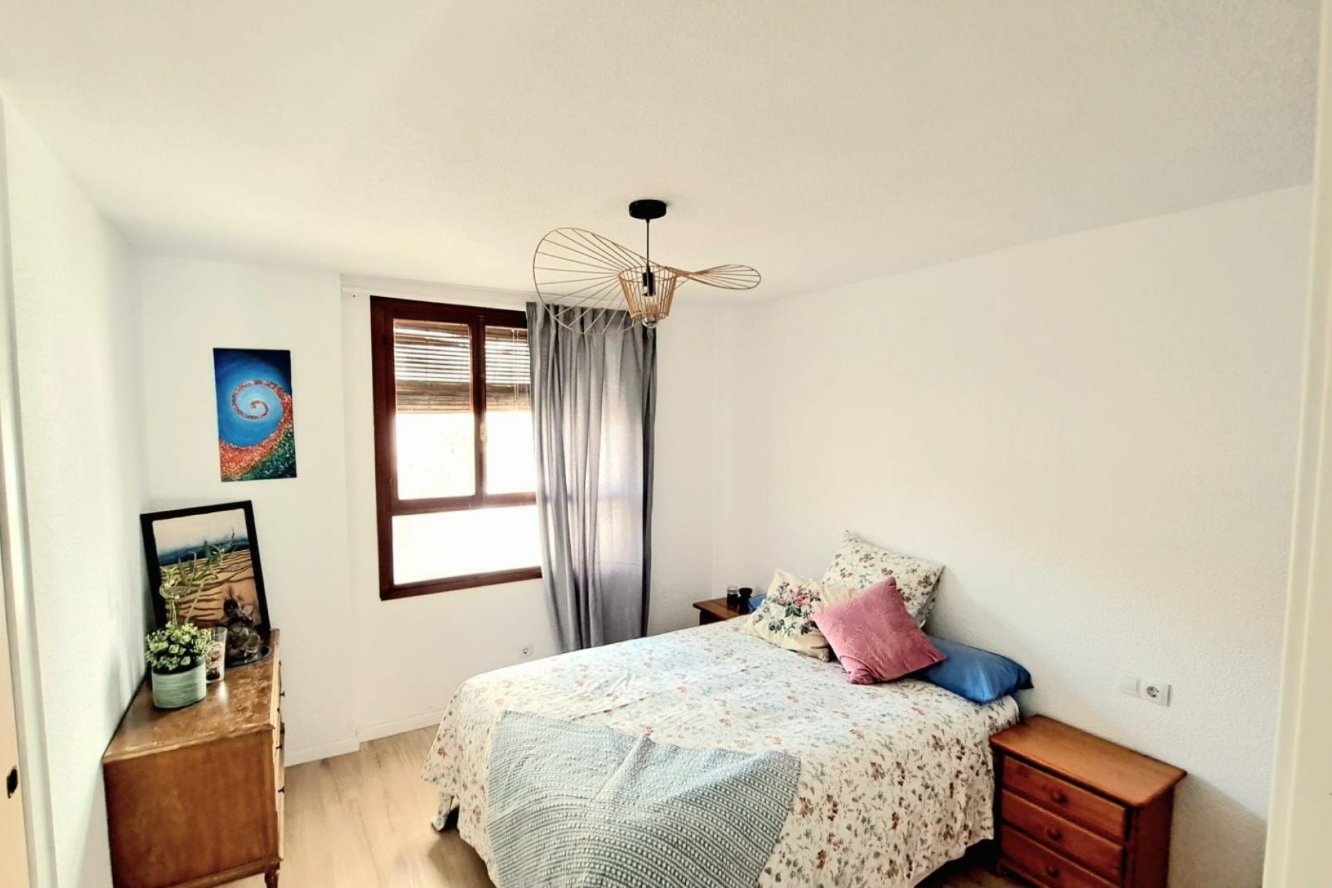 Återförsäljning - Apartment -
Alicante - Centro