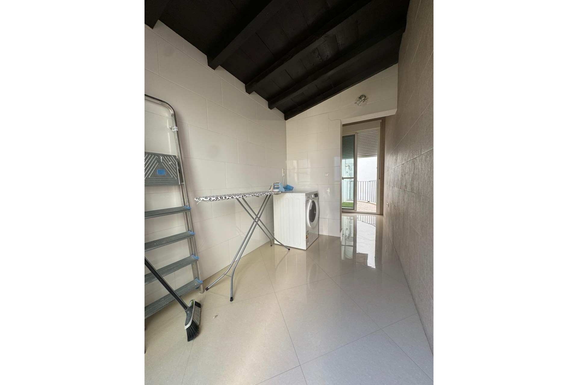 Återförsäljning - Apartment -
Alicante - Centro