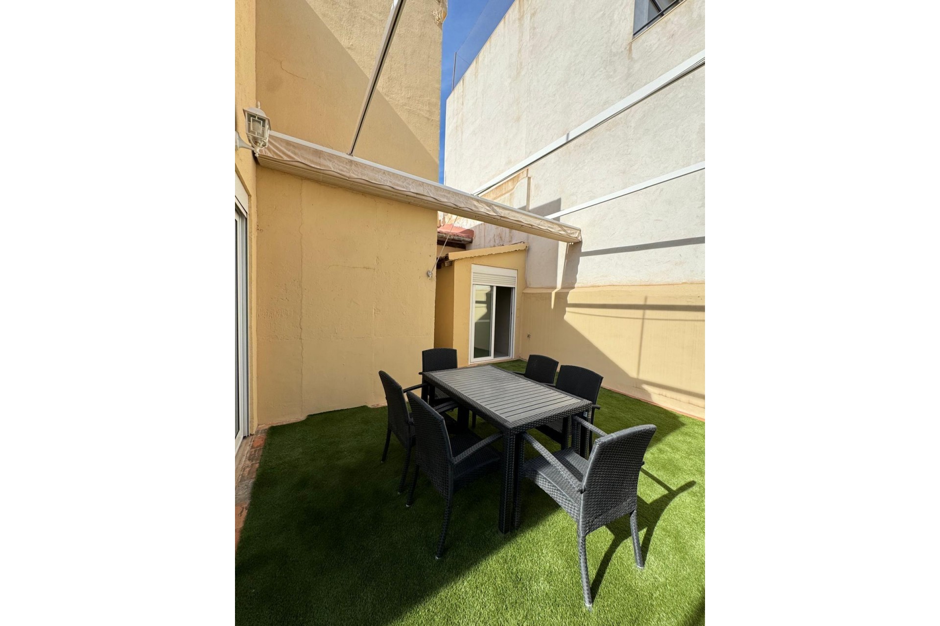 Återförsäljning - Apartment -
Alicante - Centro