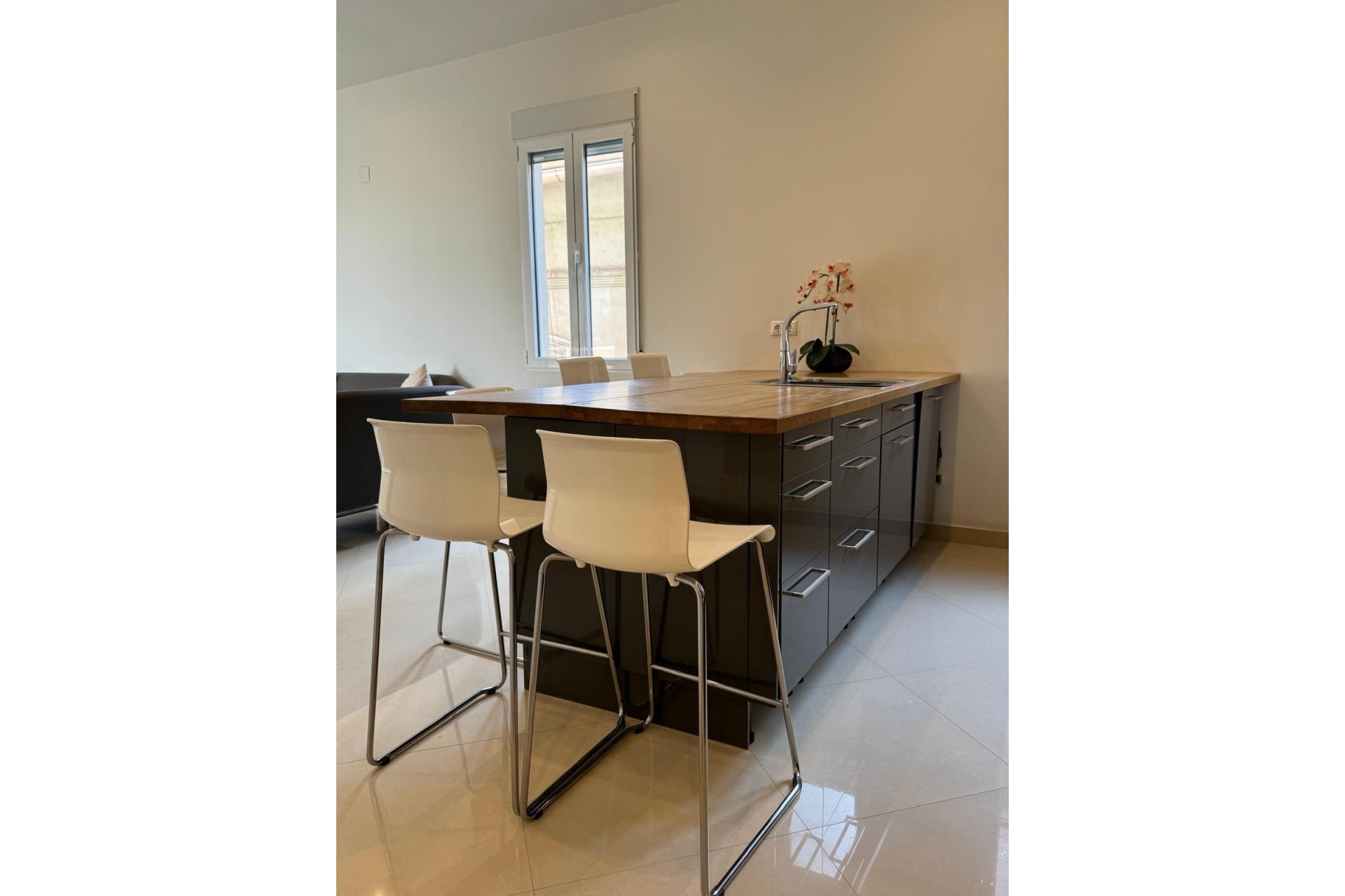 Återförsäljning - Apartment -
Alicante - Centro