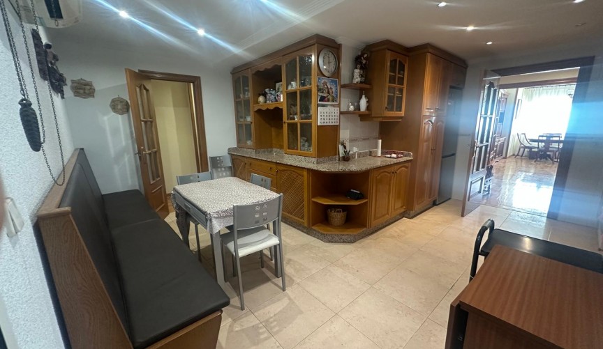 Återförsäljning - Apartment -
Alicante - Costa Blanca