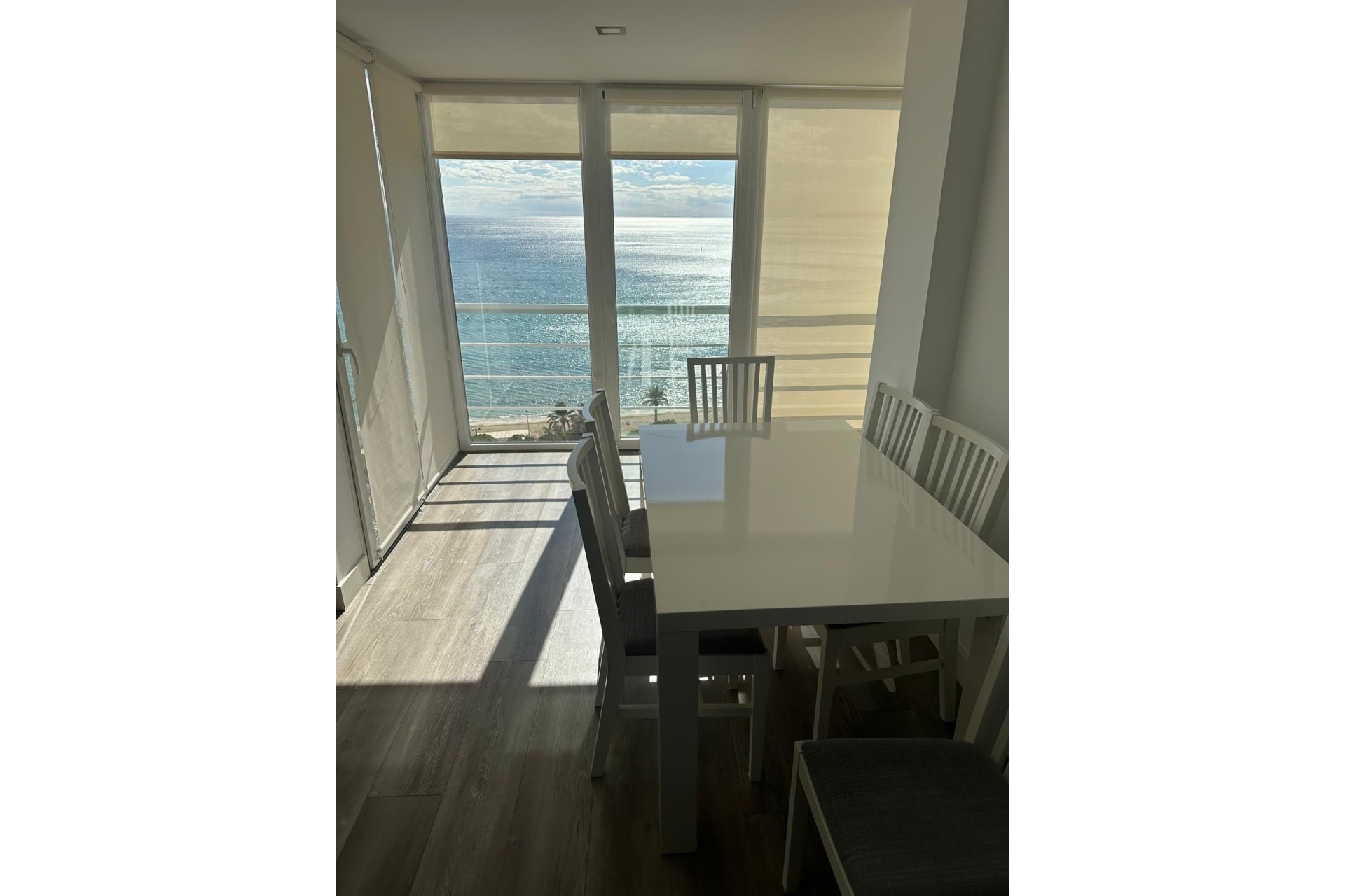 Återförsäljning - Apartment -
Alicante - La Albufereta