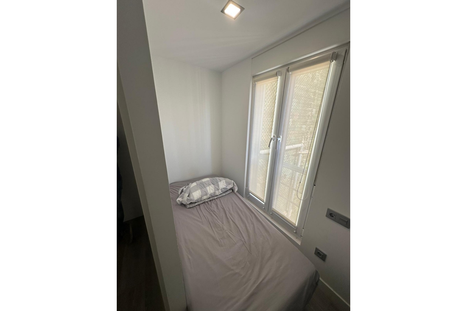 Återförsäljning - Apartment -
Alicante - La Albufereta