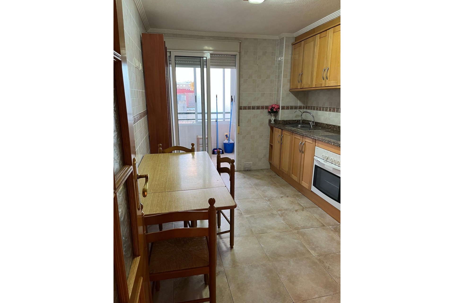 Återförsäljning - Apartment -
Almoradí - Centro Urbano 2