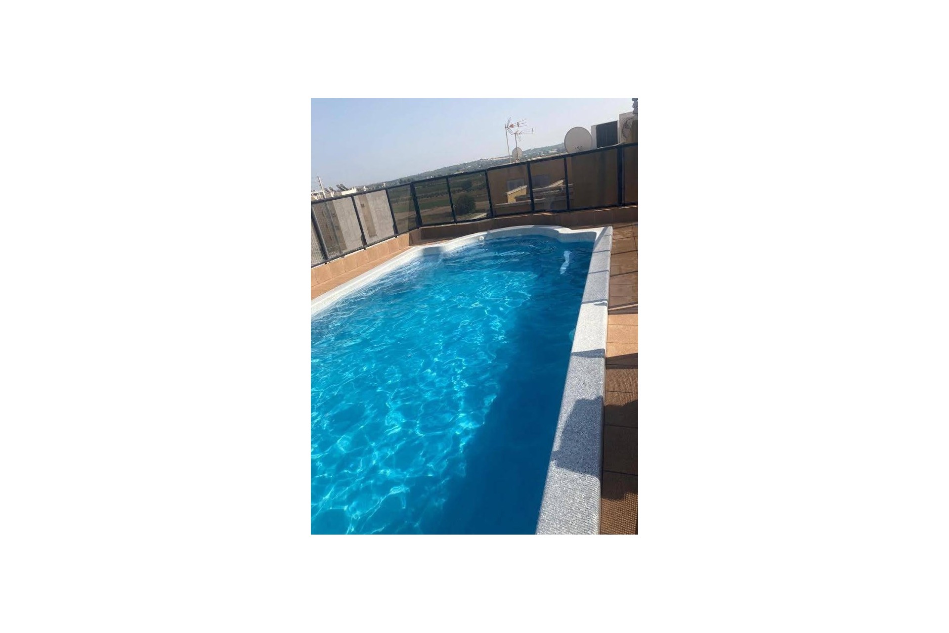 Återförsäljning - Apartment -
Almoradí - Colegio Canales Y Martinez